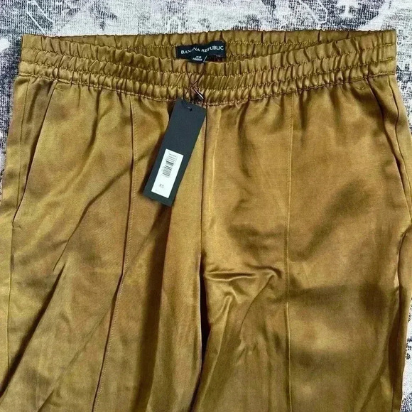 NWT Banana Republic Gold/Mustard Pants - Picture 3 of 6